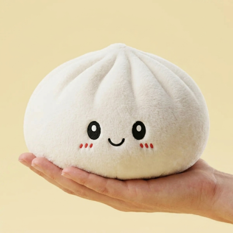 Squishy Dumpling Big – Puchowa Poduszka XXL w dłoni — porównanie rozmiaru