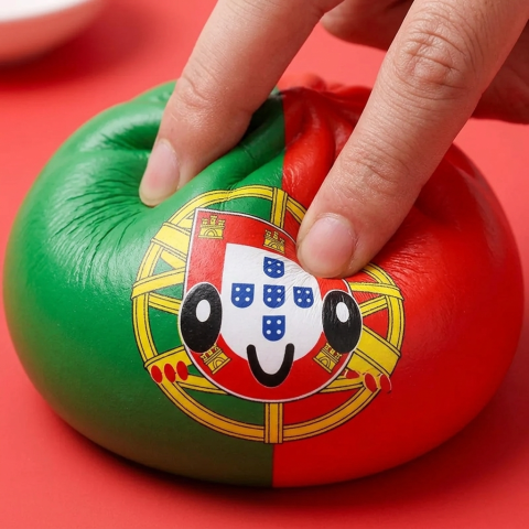 Squishy Dumpling Portugal Flaga efekt slow-rise w akcji