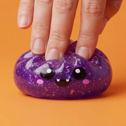Squishy Dumpling Vampire Halloween Glitter Fiolet ściskany w dłoni