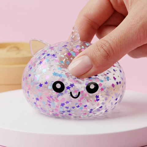 Dumpling Squishy Unicorn Sparkle Biały efekt slow-rise w akcji
