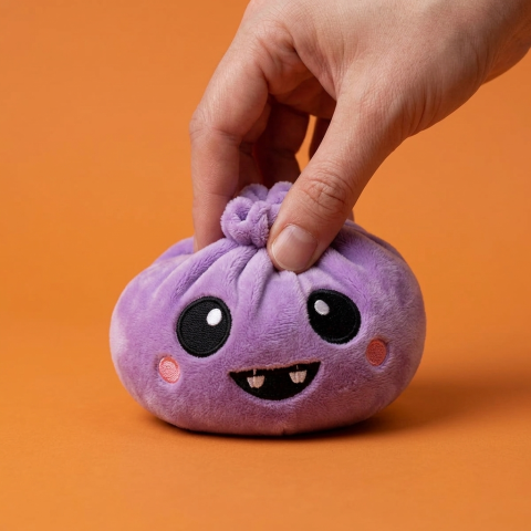 Squishy Dumpling Vampire Halloween Aksamitny Fiolet ściskany w dłoni